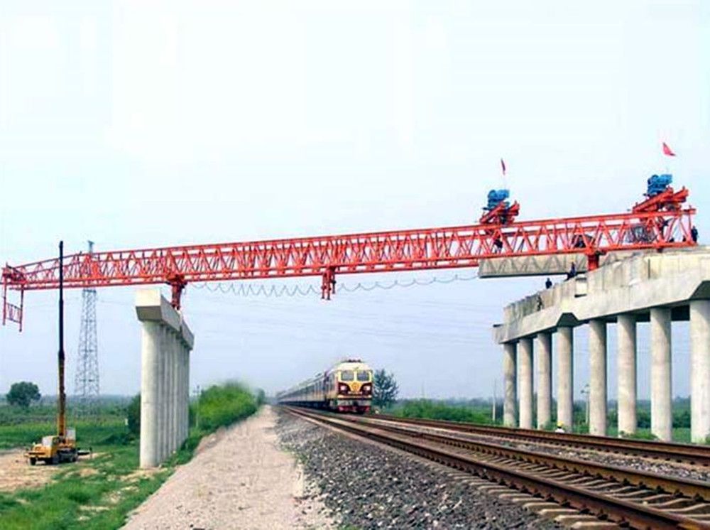 路橋門機(jī)廠家、工程門式起重機(jī)、提梁機(jī)、龍門吊租賃、安裝搬遷維修