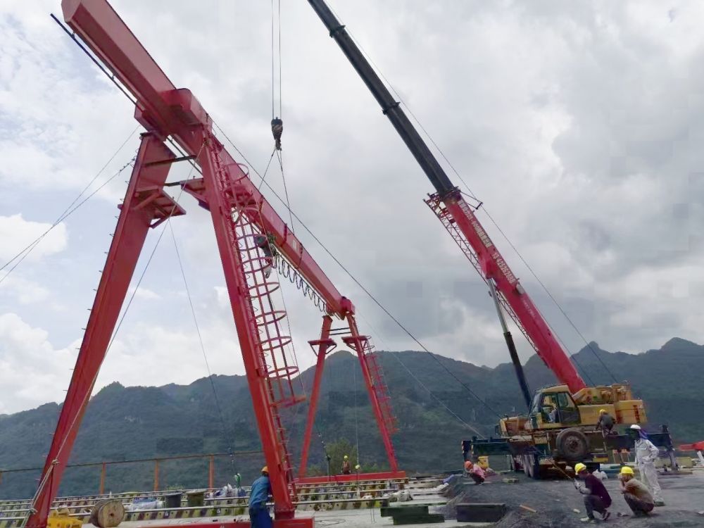 MH型電動(dòng)葫蘆門式起重機(jī)、龍門吊生產(chǎn)制造廠家服務(wù)、衛(wèi)華起重機(jī)