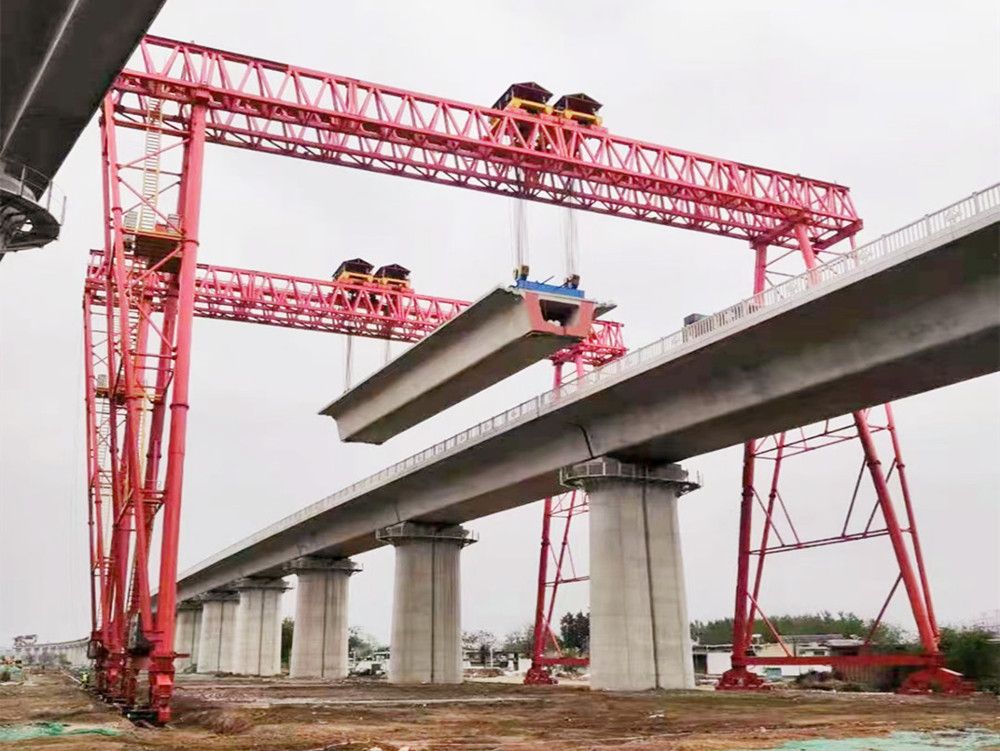 四川宜賓提梁機(jī)、路橋門機(jī)、桁架雙梁門式起重機(jī)廠家銷售安裝維修